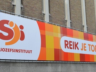 Modulair gevelkader